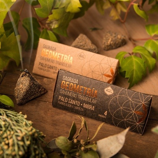 [SAGRA9923051] Sahumerio triangular Palo santo y mirra SAGRADA MADRE